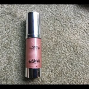 New Estée Lauder flash illuminator